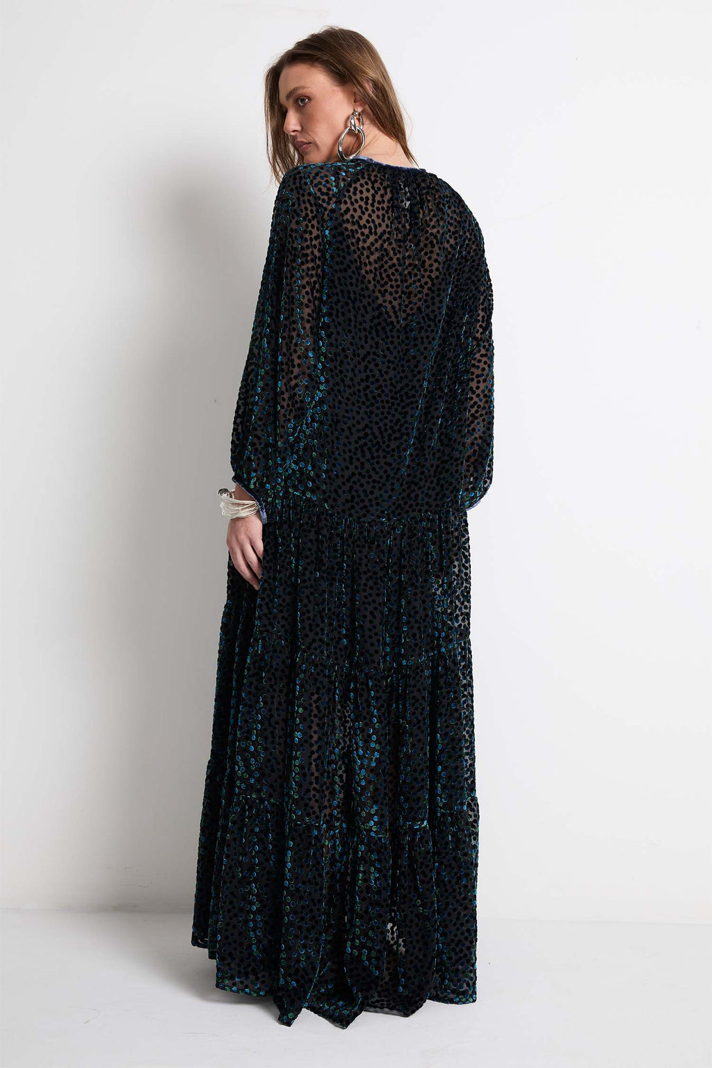 Vestido Longo Devoré com Combinação
