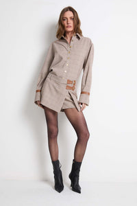 Short Saia Xadrez
